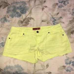 Size 11 neon yellow shorts!